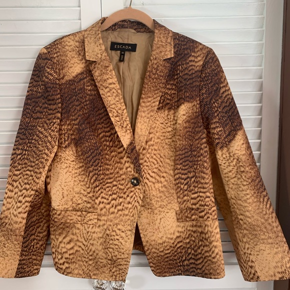 Escada beautiful Blazer size 42 - Picture 2 of 4